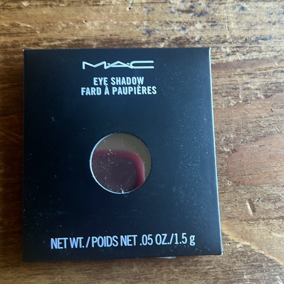 MAC refill eyeshadow Embark for pro palette - Picture 2 of 2